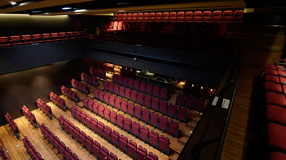 [2관 객석] 2층 좌측에서 본 모습